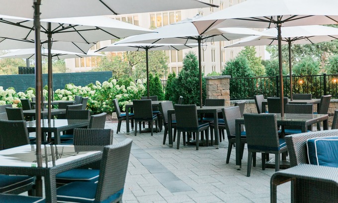 Oak Brook Hotel | Le Méridien Chicago - Oakbrook Center