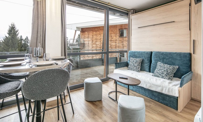 Chamrousse Apartment | Le Manchot - Au pied des remontées mécaniques
