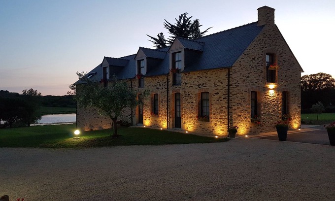 Sarzeau Hotel | Le Manoir de Kerbot
