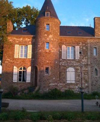 Pleslin-Trigavou Bed & Breakfast | Le Manoir de la Bigotière