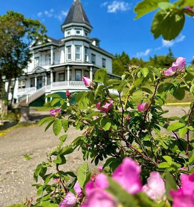 Port-Daniel Bed & Breakfast | Le Manoir du Vieux Presbytère