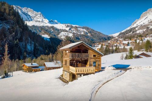 La Giettaz Ski Chalet | Le Mazot de La Caillère - OVO Network