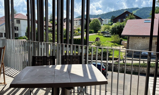 Metabief Apartment | Le Morond - Handicap gîte for 8 people
