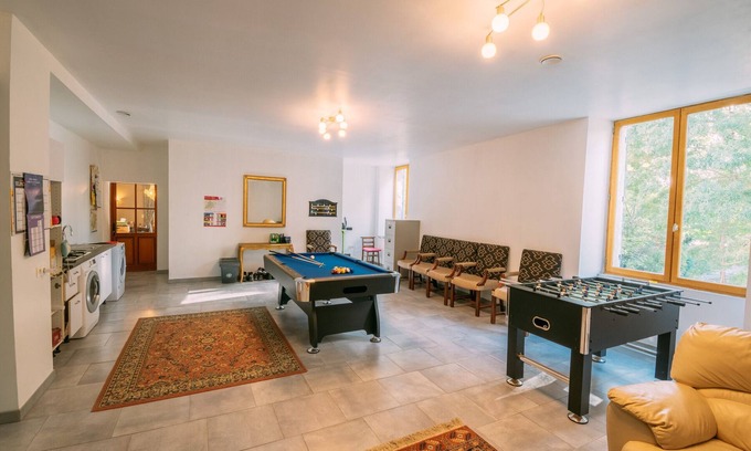 Mezin House | Le Moulin du Pont