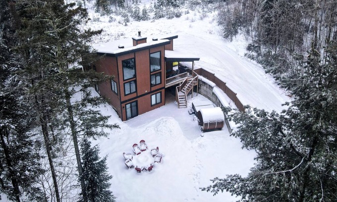 Sainte-Beatrix House | Le Naturo Sauna et Spa 🧖‍♀️ EV charger🔋🚘