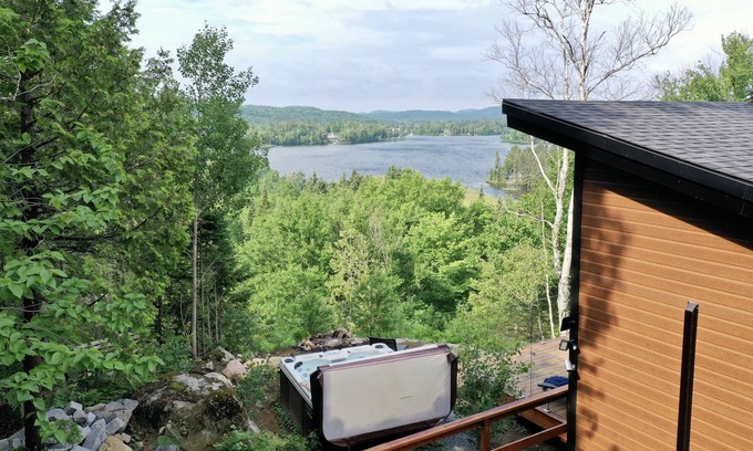 Lantier Cabin | Le Nid des Colibris - Breathtaking view of Lake Ludger - 4 Seasons - Spa