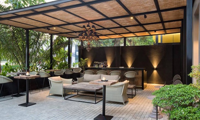 Bambalapitiya Hotel | Le Papillon