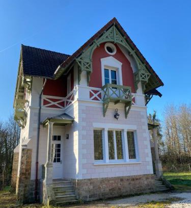 Favieres House | le Pavillon d'Hermières, proche Disneyland Paris
