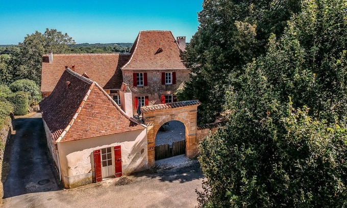 Baneuil Villa | Le Petit Cour - Three Bedroom Villa, Sleeps 6