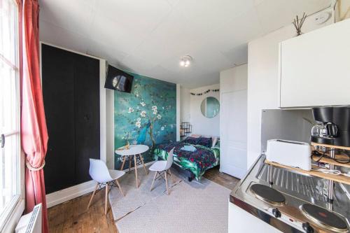 Chinon Apartment | Le petit Leon - CENTRE Chinon - idéal CNPE