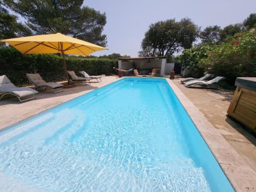 Saint-Marc-Jaumegarde Apartment | Le Phoenix de Sainte Victoire
