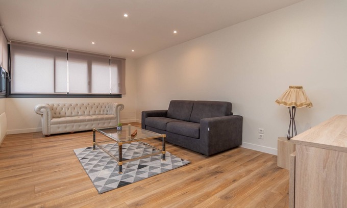 Montcenis Apartment | Le Pied à Terre de Montcenis - Appt avec parking privé