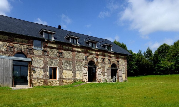 Saint-Julien-sur-Calonne House | Le Pressoir de Saint Julien