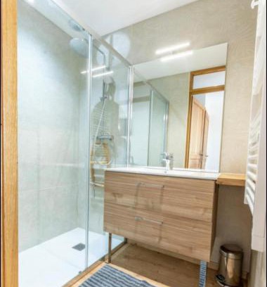 Montaigut-le-Blanc House | Le Puy De Dome