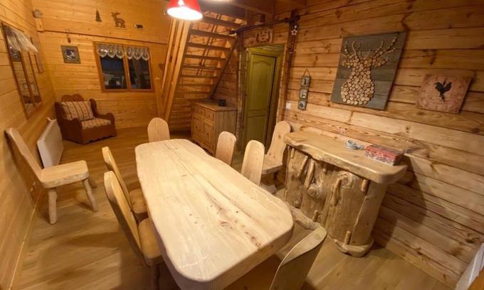 Saint-Laurent-en-Grandvaux Ski Chalet | le refuge des Marmottes