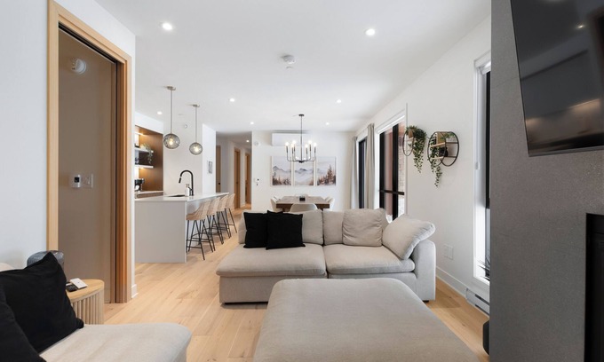 Versant Soleil Condo | Le Refuge Montagnard by Tremblant Platinum