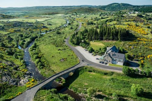 Recoules-d'Aubrac Hotel | Le Relais de l'Aubrac