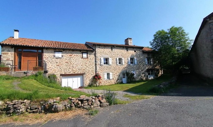 Anglards-de-Saint-Flour House | Le Relais de Garabit