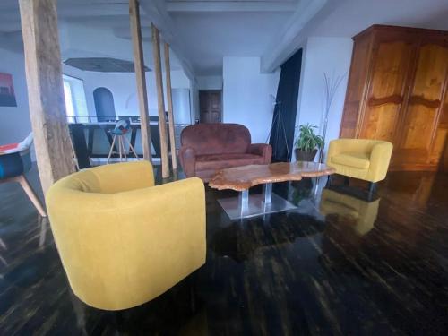 Vandenesse-en-Auxois Apartment | Le Relais