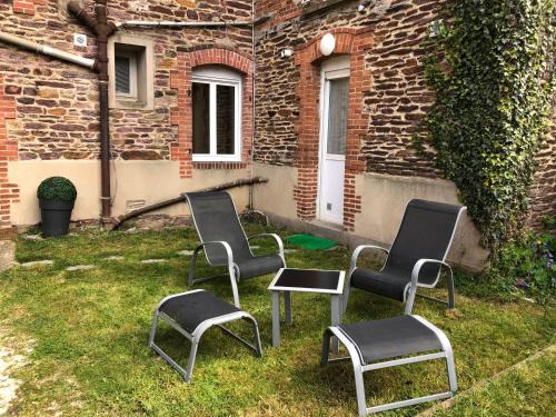Villeneuve Apartment | Le RoseGarden Studio au pied de la Gare de Rennes