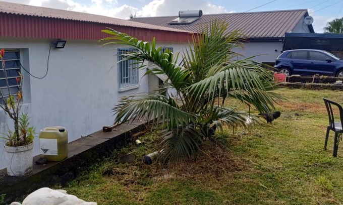 Sainte-Anne Villa | Le Rustique - Calm Creole house between volcano, nature and ocean on Reunion Island.