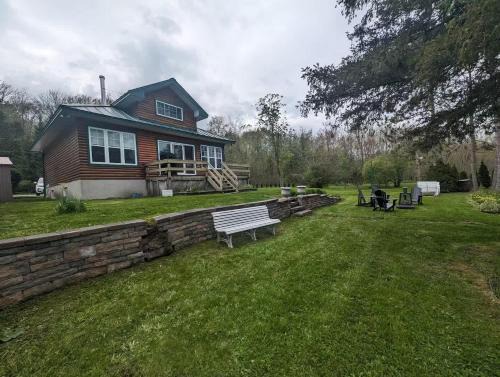Dunham Ski Chalet | Le Selby