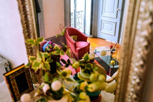 Besancon Old Town Apartment | Le St Amour Élégant 2 chambres *Wifi/Super Centre*