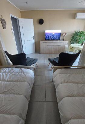 Greoux-les-Bains Apartment | Le studio Belle Viste