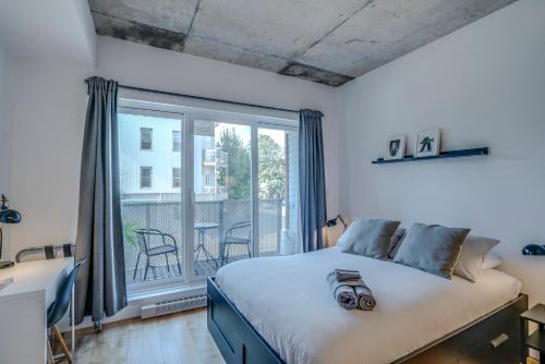 Vieux-Limoilou Apartment | Le Studio Picasso "parking inclus"