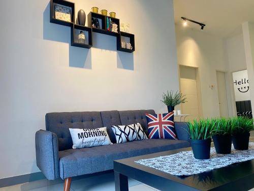 Bandar Puchong Jaya Apartment | Le Thompson - Puchong Center IOI Mall