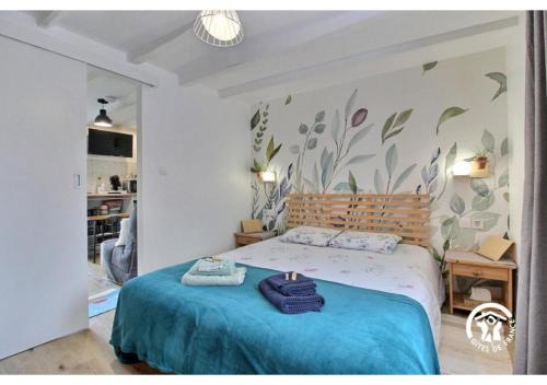 Allaire Bed & Breakfast | Le Tigîte B&B - Suite d'hôtes avec entrée privée, petit-déj autonome et linge fourni, lit Queen size et canapé BZ