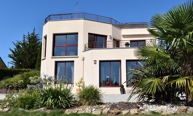 Lassy Bed & Breakfast | LE VAL