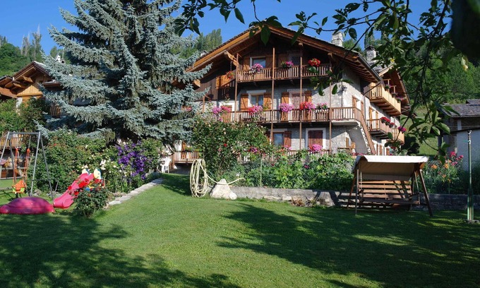 Saint-Pierre Bed & Breakfast | Le Vieux Noyer