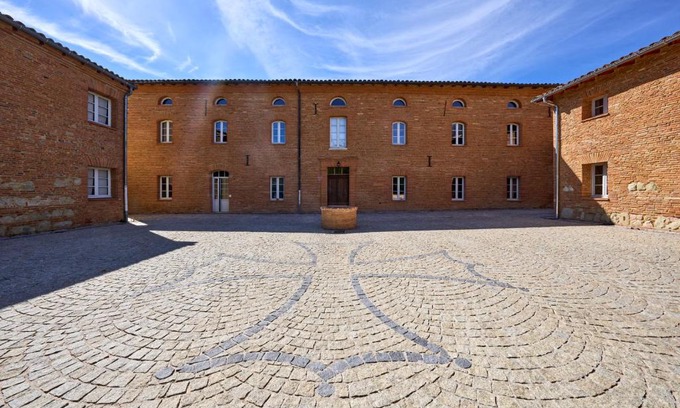 Roquemaure House | Le Vignoble