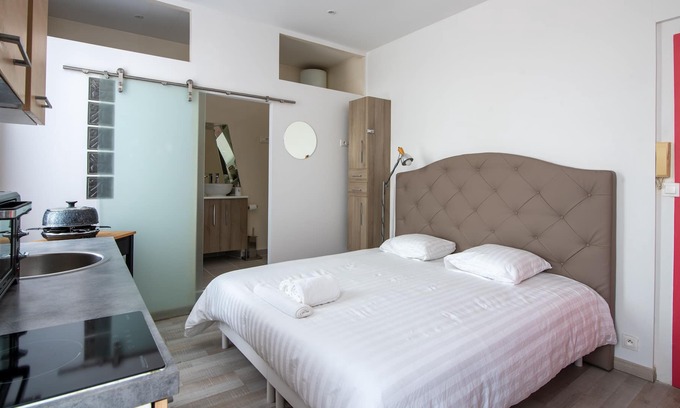 Besancon Apartment | Le Viotte Studio Grand confort King Size