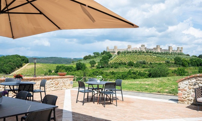 Monteriggioni Apartment | Le Volte, Borgo Campassini, Monteriggioni