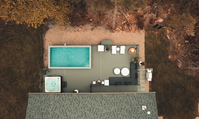 Morin Heights Ski Chalet | Le Zen House 4 - Private pool, Spa an Sauna