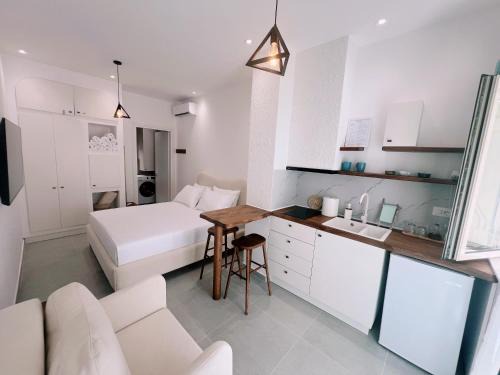 Dhermi House | Leas rooms Santorini, Dhermi 006