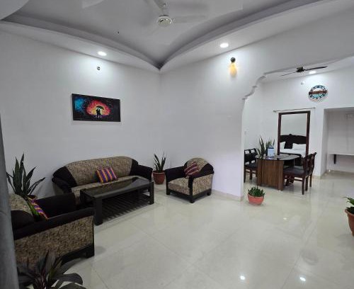 Jabalpur Apartment | Leela home stay -Jabalpur - Luxury 2BHK apartment-N1
