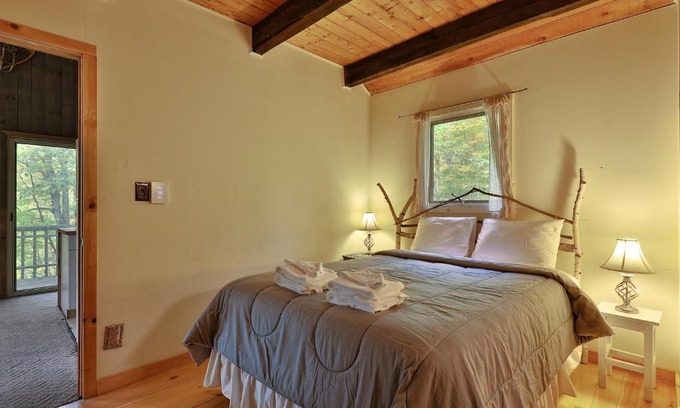 Killington House | Left Duplex Home Directly Across From Pico Mountain, Close to Killington, home