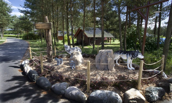 Billund Other | LEGOLAND Wilderness Barrels & Cabins