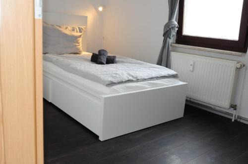 Magdeburg Apartment | LeHaStays - Gruppenapartment Cracau