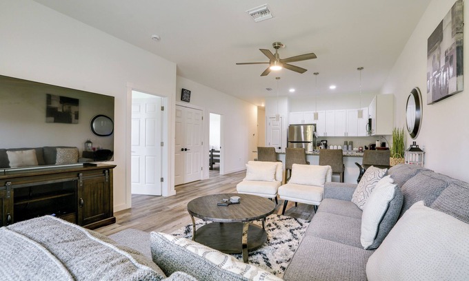 Westminister House | Lehigh Acres Family Getaway w/Lanai + Golf Nearby
