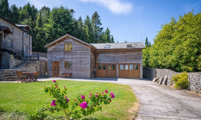 Yealand Redmayne House | Leighton Banks - Silverdale Area of Outstanding Natural Beauty