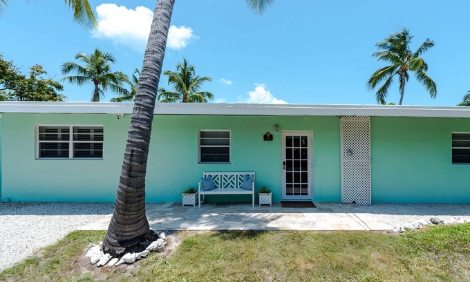Lower Matecumbe Key House | Leisure Inn Islamorada - 3/2 canal home on a double lot, bring all of the toys!