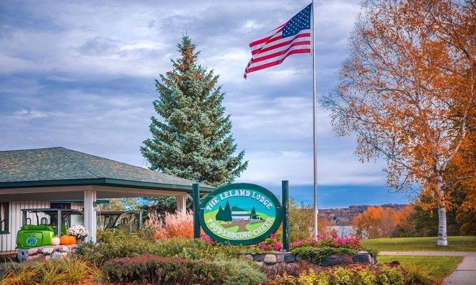 Leland Hotel | Leland Lodge