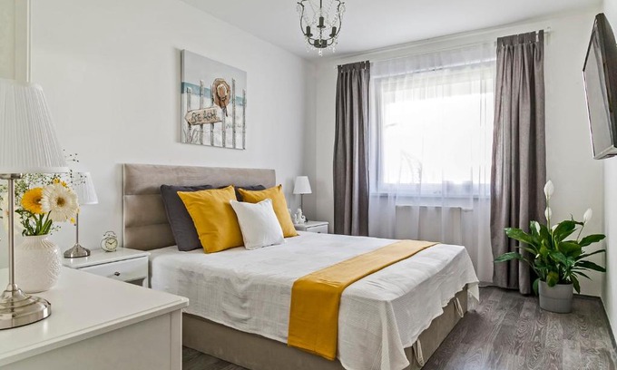 Balatonlelle Apartment | Lelleholiday Sunny Day/Corner/Olive Apartman