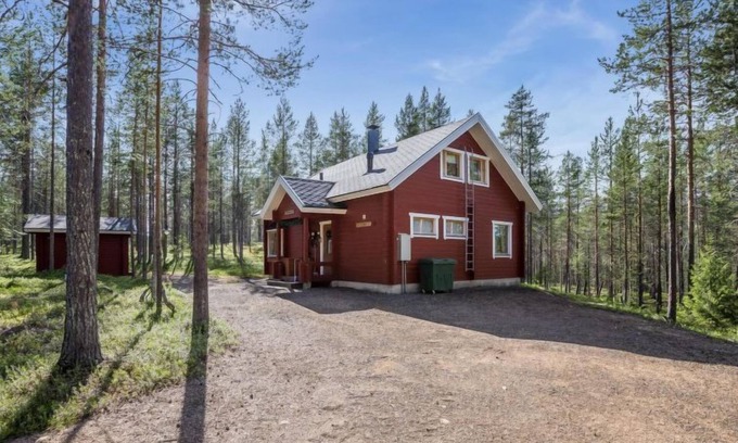 Akaslompolo House | Lemmenlaakso by Interhome