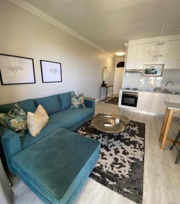 Stellenbosch Central Apartment | Lemon Rind - 205 Oude Hoek
