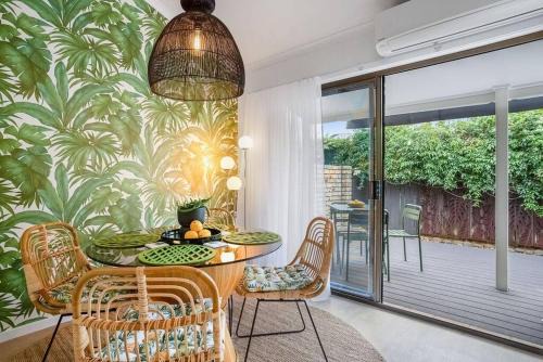 North Creek Apartment | Lennox Heaven